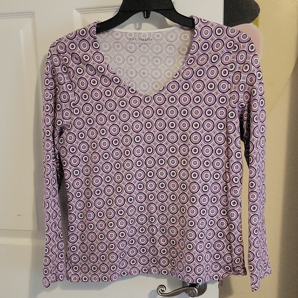 Ann Taylor XL 100% cotton Elegant Circle Pattern Long Sleeve Crew neck Top